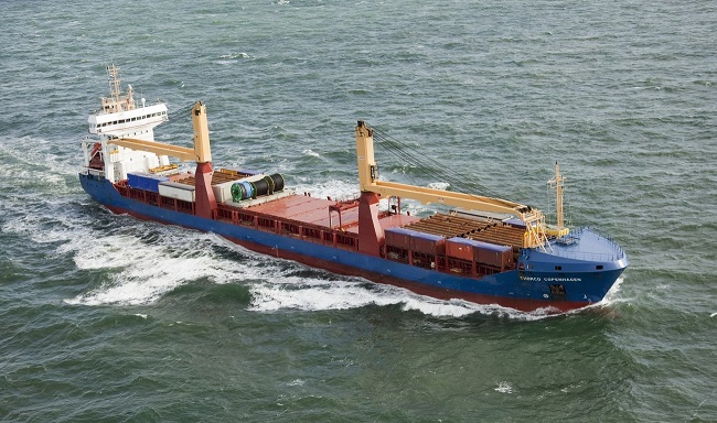 Универсальное судно